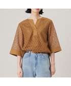 【自由区/JIYU-KU】の【カタログ掲載・洗える】ジオメトリックフラワーレースプルオーバー ブラウス モカ|ID: prp329100004358522 ipo3291000000031929922