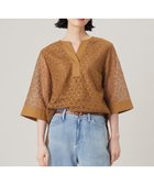 【自由区/JIYU-KU】の【カタログ掲載・洗える】ジオメトリックフラワーレースプルオーバー ブラウス モカ|ID: prp329100004358522 ipo3291000000032766225