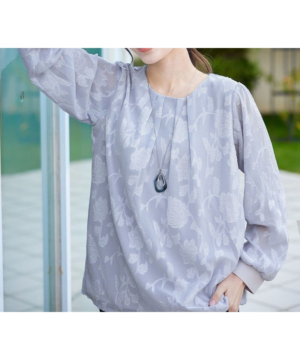 【ティアクラッセ/Tiaclasse】の【洗える】フラワージャガードブラウス 人気、トレンドファッション・服の通販 founy(ファニー) 　ファッション　Fashion　レディースファッション　Ladies' Fashion Online　トップス・カットソー　Tops/Tshirt　シャツ/ブラウス　Shirts/Blouses　エレガント 上品　Elegant　春　Spring　洗える　Washable　カフス　Cuffs　シアー　Sheer　ジャカード　Jacquard　トレンド　Trend　バランス　Balance　フェミニン　Feminine　フラワー　Flower　ポケット　Pocket　レース　Race　楽ちん　Easy　S/S・春夏　Ss・Spring/Summer　夏　Summer　ビジネス 仕事 通勤　Business　 other-1|ID: prp329100004358600 ipo3291000000032654402