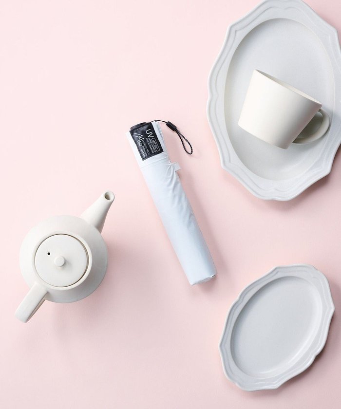 【ムーンバット/MOONBAT】の【遮光100%/超軽量 /雑誌掲載】マジで軽い傘 晴雨兼用折りたたみ日傘 50cm マジカルテックプロテクション インテリア・キッズ・メンズ・レディースファッション・服の通販 founy(ファニー) https://founy.com/ ファッションモデル・俳優・女優 Models 女性 Women 本田翼 Honda Tsubasa ファッション Fashion レディースファッション Fashion for Women レイングッズ・傘・晴雨兼用傘 Umbrellas & Rain Gear コーティング Coating, Coated Finish 傘 Umbrella, Parasol 軽量 Lightweight, Ultra Light 雑誌 Magazine, Fashion Magazine 日傘 Parasol, UV Umbrella |ID: prp329100004365477 ipo3291000000036153121