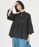 【アンフィーロ 自由区/UNFILO】の【抗菌防臭/洗える】コットンブロード フリルネックシャツ ブラック|ID: prp329100004371710 ipo3291000000031981110