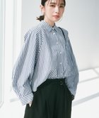 【アンフィーロ 自由区/UNFILO】の【抗菌防臭/洗える】コットンブロード フォルムシャツ ネイビーストライプ|ID: prp329100004371713 ipo3291000000031966458