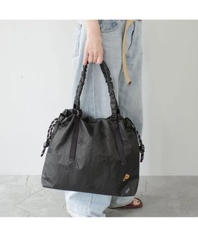 【ペレボルサ/PELLE BORSA】の巾着A4トート Wrinkle リンクル 6521 人気、トレンドファッション・服の通販 founy(ファニー) ファッション Fashion レディースファッション WOMEN バッグ Bag コーティング Coating 巾着 Purse 軽量 Lightweight ショルダー Shoulder ファブリック Fabric ポケット Pocket リラックス Relax ループ Loop おすすめ Recommend |ID:prp329100004372962