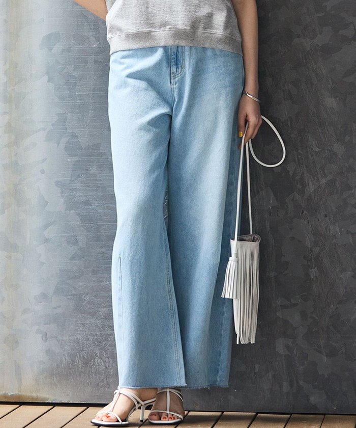 【23区/NIJYUSANKU】の【SLOW/一部店舗限定】LIGHT DENIM バレルワイド パンツ インテリア・キッズ・メンズ・レディースファッション・服の通販 founy(ファニー) https://founy.com/ ファッション Fashion レディースファッション Fashion for Women パンツ Pants & Trousers デニムパンツ・ジーンズ・美脚デニム Denim Jeans & Pants インナー Innerwear ヴィンテージ Vintage Style 春 Spring クラシック Classic, Timeless Style シンプル Simple, Minimal ジャケット Jacket, Outerwear デニム Denim, Jeans Material トレンド Trend, Trending Now ハイライズ High Rise, High Waist ワイド Wide, Wide Fit S/S・春夏 SS, Spring/Summer, Warm Season 夏 Summer 2025年 2025 2025春夏・S/S Spring/Summer 2025 SS25 |ID: prp329100004379475 ipo3291000000035869150