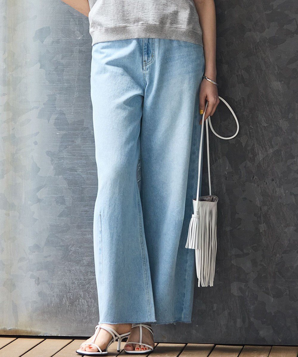 【23区/NIJYUSANKU】の【SLOW/一部店舗限定】LIGHT DENIM バレルワイド パンツ インテリア・キッズ・メンズ・レディースファッション・服の通販 founy(ファニー) 　ファッション　Fashion　レディースファッション　Fashion for Women　パンツ　Pants & Trousers　デニムパンツ・ジーンズ・美脚デニム　Denim Jeans & Pants　インナー　Innerwear　ヴィンテージ　Vintage Style　春　Spring　クラシック　Classic, Timeless Style　シンプル　Simple, Minimal　ジャケット　Jacket, Outerwear　デニム　Denim, Jeans Material　トレンド　Trend, Trending Now　ハイライズ　High Rise, High Waist　ワイド　Wide, Wide Fit　S/S・春夏　SS, Spring/Summer, Warm Season　夏　Summer　2025年　2025　2025春夏・S/S　Spring/Summer 2025 SS25　スカイブルー系|ID: prp329100004379475 ipo3291000000035869153