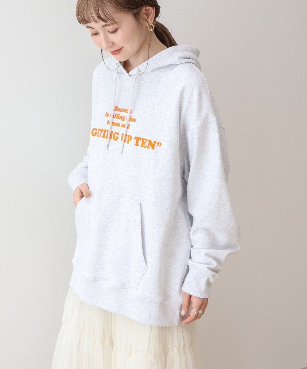 【アメリカンホリック/AMERICAN HOLIC】のフロッキーロゴプリント裏毛パーカー 人気、トレンドファッション・服の通販 founy(ファニー) 　ファッション　Fashion　レディースファッション　WOMEN　トップス・カットソー　Tops/Tshirt　シャツ/ブラウス　Shirts/Blouses　パーカ　Sweats　ロング / Tシャツ　T-Shirts　カットソー　Cut and Sewn　おすすめ　Recommend　カットソー　Cut And Sew　スウェット　Sweat　パーカー　Hoodie　ベーシック　Basic　ボトム　Bottom　リラックス　Relax　夏　Summer　春　Spring　S/S・春夏　Ss・Spring/Summer　 other-1|ID: prp329100004381613 ipo3291000000031983120
