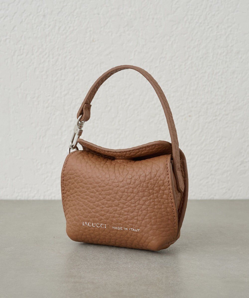 【イアクッチ/IACUCCI】のラーナ ミニチャーム ALCE インテリア・キッズ・メンズ・レディースファッション・服の通販 founy(ファニー) 　ファッション　Fashion　レディースファッション　Ladies' Fashion Online　スポーツウェア　Sportswear　アクセサリー　Accessories　イタリア　Italy　スポーツ　Sports　チャーム　Charm　人気　Popularity　フォルム　Form　ポーチ　Pouch　マグネット　Magnet　メタル　Metal　リップ　Lip　おすすめ　Recommend　ギフト プレゼント　Gift Present　2025年　2025　2025春夏・S/S　Ss,Spring/Summer,2025　キャメル|ID: prp329100004381691 ipo3291000000032585971