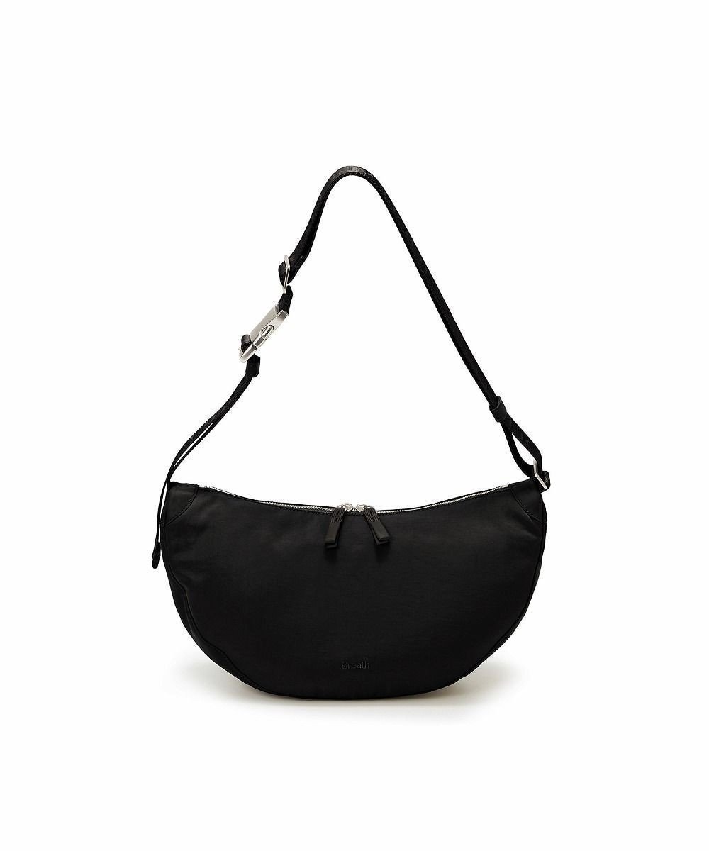 【トプカピ/TOPKAPI】の【Breath TOPKAPI】Freely フリーリー ナイロン ロゴテープ ラウンド ショルダーバッグ インテリア・キッズ・メンズ・レディースファッション・服の通販 founy(ファニー) 　ファッション　Fashion　レディースファッション　Ladies' Fashion Online　バッグ　Bag　ショルダー　Shoulder　財布　Wallet　ハーフ　Half　フィット　Fit　フォルム　Form　ポケット　Pocket　ラウンド　Round　ワンポイント　One Point　ブラック|ID: prp329100004386504 ipo3291000000032557881