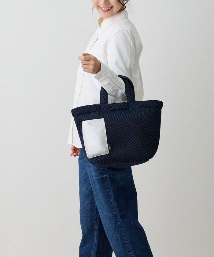 【ルートート/ROOTOTE】の1040【手洗い可能】SC.デリ.ウエッファ-B インテリア・キッズ・メンズ・レディースファッション・服の通販 founy(ファニー) https://founy.com/ ファッション Fashion レディースファッション WOMEN バッグ Bag カメラ Camera 財布 Wallet ドット Dot ベーシック Basic ポケット Pocket ポーチ Pouch おすすめ Recommend |ID: prp329100004386526 ipo3291000000031951441