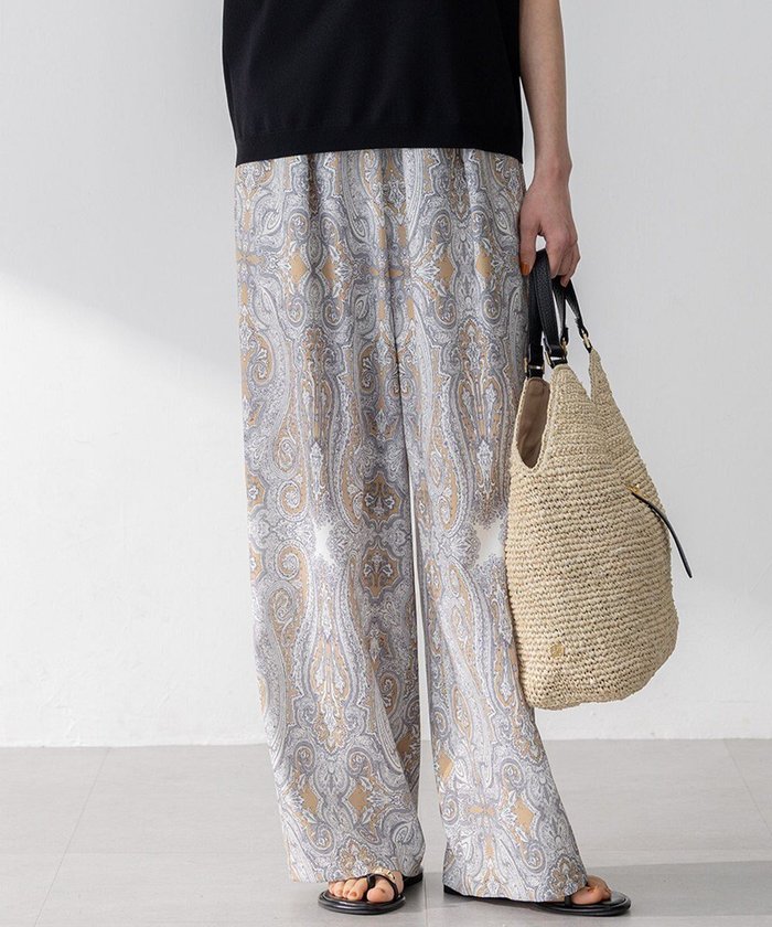 【23区/NIJYUSANKU】の【洗える】Rattiドローイングペイズリープリント ワイド パンツ インテリア・キッズ・メンズ・レディースファッション・服の通販 founy(ファニー) https://founy.com/ ファッション Fashion レディースファッション Fashion for Women パンツ Pants & Trousers イタリア Italy 春 Spring 洗える Machine Washable ジャカード/ジャガード Jacquard, Woven Pattern ストレート Straight, Straight Cut トレンド Trend, Trending Now プリント Print, Printed Pattern ペイズリー Paisley, Ethnic Pattern リボン Ribbon, Bow リラックス Relax, Relaxed Fit ワイド Wide, Wide Fit S/S・春夏 SS, Spring/Summer, Warm Season 夏 Summer 2025年 2025 2025春夏・S/S Spring/Summer 2025 SS25 |ID: prp329100004389124 ipo3291000000034188593