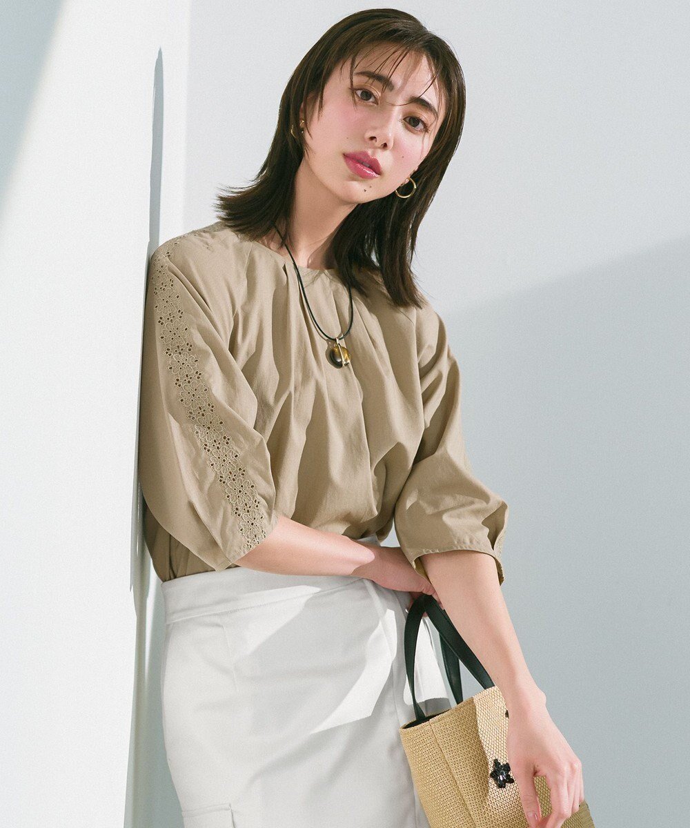 【自由区/JIYU-KU】の【洗える】エンブロイダリーブロードプルオーバー ブラウス 人気、トレンドファッション・服の通販 founy(ファニー) 　ファッション　Fashion　レディースファッション　Fashion for Women　トップス・カットソー　Cut & Sew Tops　シャツ・ブラウス・オフィスカジュアル　Elegant Blouses & Button-Ups　カジュアルプルオーバー・ニットトップス　Pullovers & Knit Tops / Casual Pullovers　春　Spring　洗える　Machine Washable　クロップド　Cropped, Short Length　シャンブレー　Chambray, Denim-Like Fabric　ストライプ　Stripe, Striped Pattern　スリーブ　Sleeve, Long Sleeve / Short Sleeve　バランス　Balance, Style Balance　ボトム　Bottoms, Lower Wear　無地　Plain, Solid Color　レース　Lace, Lace Fabric　ワーク　Workwear, Utility Style　S/S・春夏　SS, Spring/Summer, Warm Season　夏　Summer　 other-1|ID: prp329100004389220 ipo3291000000032651789