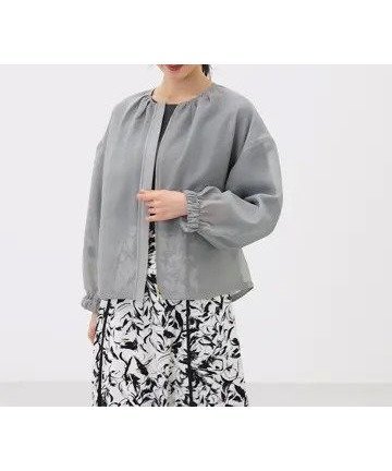 【エニィ スィス/any SiS】の【洗える】ドルマンシアー ブルゾン インテリア・キッズ・メンズ・レディースファッション・服の通販 founy(ファニー) https://founy.com/ ファッション Fashion レディースファッション Fashion for Women アウター Coat / Outerwear Collection レディースジャケット・軽アウター Jackets ブルゾンジャケット・スポーティアウター Blouson Jackets ウォッシャブル Machine Washable 春 Spring 洗える Machine Washable カーディガン Cardigan, Knitwear ギャザー Gathered, Ruffled 切替 Switching, Contrast Panel シアー Sheer, See-Through ジャケット Jacket, Outerwear タフタ Taffeta, Structured Fabric デニム Denim, Jeans Material トレンド Trend, Trending Now フォルム Silhouette, Form ブルゾン Blouson, Bomber Jacket ポケット Pocket, Pocket Detail ワーク Workwear, Utility Style S/S・春夏 SS, Spring/Summer, Warm Season おすすめ Recommended / Our Picks 夏 Summer 新作・新入荷 New Arrivals / New In |ID: prp329100004393813 ipo3291000000033597675