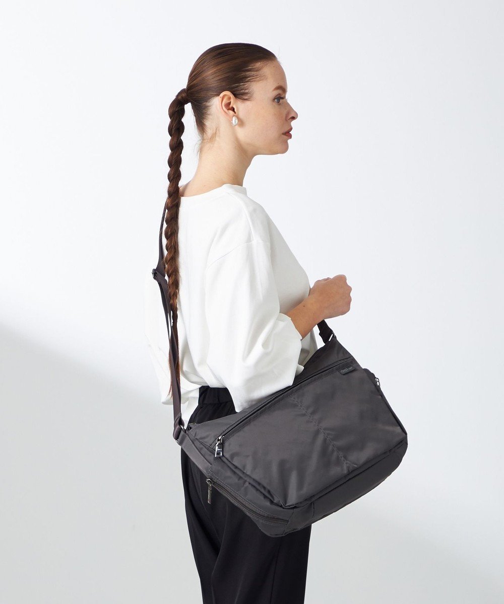 【イザック/Y'SACCS】の【Y SACCS vous et】サイドジップショルダー 人気、トレンドファッション・服の通販 founy(ファニー) 　ファッション　Fashion　レディースファッション　Fashion for Women　シンプル　Simple, Minimal　スマート　Smart, Elegant　ポケット　Pocket, Pocket Detail　 other-1|ID: prp329100004398710 ipo3291000000033465240