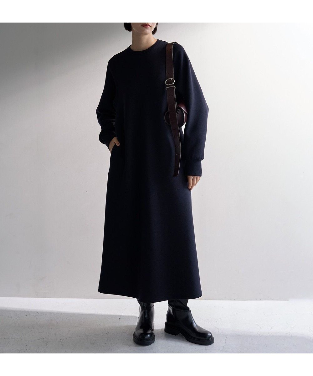 【アンフィーロ 自由区/UNFILO】のBEAUTY FORM JERSEY ワンピース インテリア・キッズ・メンズ・レディースファッション・服の通販 founy(ファニー) 　ファッション　Fashion　レディースファッション　Ladies' Fashion Online　ワンピース　Dress　コンパクト　Compact　軽量　Lightweight　シンプル　Simple　ジャージー　Jersey　フォルム　Form　ロング　Long　A/W・秋冬　Aw・Autumn/Winter・Fw・Fall-Winter　エレガント 上品　Elegant　ネイビー|ID: prp329100004399625 ipo3291000000032577563