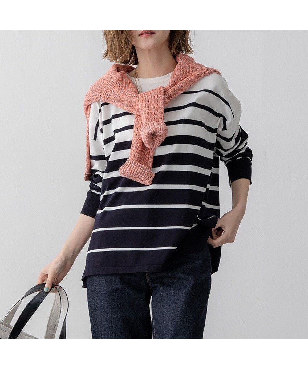 【23区/NIJYUSANKU】の【洗える】プレミアムビオコットン ボーダー ワイド ニット インテリア・キッズ・メンズ・レディースファッション・服の通販 founy(ファニー) 　ファッション　Fashion　レディースファッション　Fashion for Women　トップス・カットソー　Cut & Sew Tops　ニット　Knit Tops & Sweaters　イタリア　Italy　エレガント 上品　Elegant　オーガニック　Organic Cotton　春　Spring　洗える　Machine Washable　グラデーション　Gradient, Ombre　セーター　Sweater, Knitwear　ドレープ　Drape, Draping Fabric　ベーシック　Basic, Essential　ボーダー　Border, Stripe　ワイド　Wide, Wide Fit　S/S・春夏　SS, Spring/Summer, Warm Season　おすすめ　Recommended / Our Picks　夏　Summer　2025年　2025　2025春夏・S/S　Spring/Summer 2025 SS25　オフ×ネイビー|ID: prp329100004401054 ipo3291000000035428648