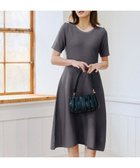 【ティアクラッセ/Tiaclasse】の【洗える】クルーネック半袖ニットフレアワンピース チャコールグレー|ID: prp329100004402278 ipo3291000000033409854