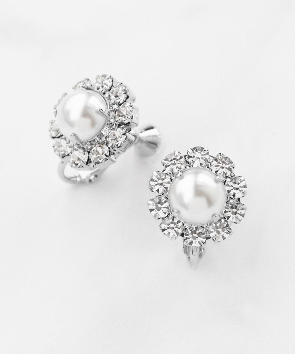 【トッカ/TOCCA】のCOLOR PEARL EARRINGS イヤリング インテリア・キッズ・メンズ・レディースファッション・服の通販 founy(ファニー) 　ファッション　Fashion　レディースファッション　Ladies' Fashion Online　ジュエリー　Jewelry　リング　Rings　イヤリング　Earrings　おすすめ　Recommend　アクセサリー　Accessories　イヤリング　Earrings　エレガント 上品　Elegant　ギフト プレゼント　Gift Present　シルバー　Silver　パール　Pearl　ビジュー　Bijou　ピーチ　Peach　フォーマル　Formal　ローズ　Rose　シルバー系|ID: prp329100004404622 ipo3291000000032578094