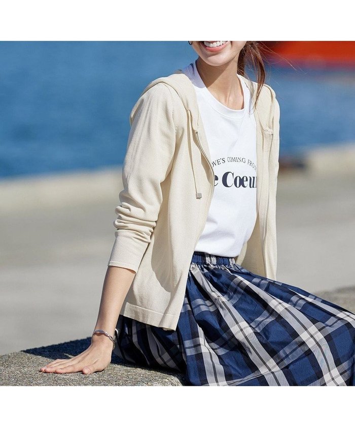 【ティアクラッセ/Tiaclasse】の【小倉優子さん着用】サマーニットショートパーカー インテリア・キッズ・メンズ・レディースファッション・服の通販 founy(ファニー) https://founy.com/ ファッション Fashion レディースファッション Fashion for Women トップス・カットソー Cut & Sew Tops ニット Knit Tops & Sweaters レディースパーカー・カジュアルフーディー Casual Hoodies & Sweatshirts アウトドア Outdoor Clothing アクセサリー Fashion Accessories ウォッシャブル Machine Washable 春 Spring 洗える Machine Washable コンパクト Compact, Small Size サマー Summer, Summer Style シューズ Shoes, Footwear ショート Short, Short Length ジップアップ Zip-Up, Full Zip 長袖 Long Sleeve, Full Sleeve パーカー Hoodie, Parka ポケット Pocket, Pocket Detail S/S・春夏 SS, Spring/Summer, Warm Season 再入荷 Restock / Back in Stock 夏 Summer 旅行 Travel 新作・新入荷 New Arrivals / New In |ID: prp329100004404808 ipo3291000000035728526