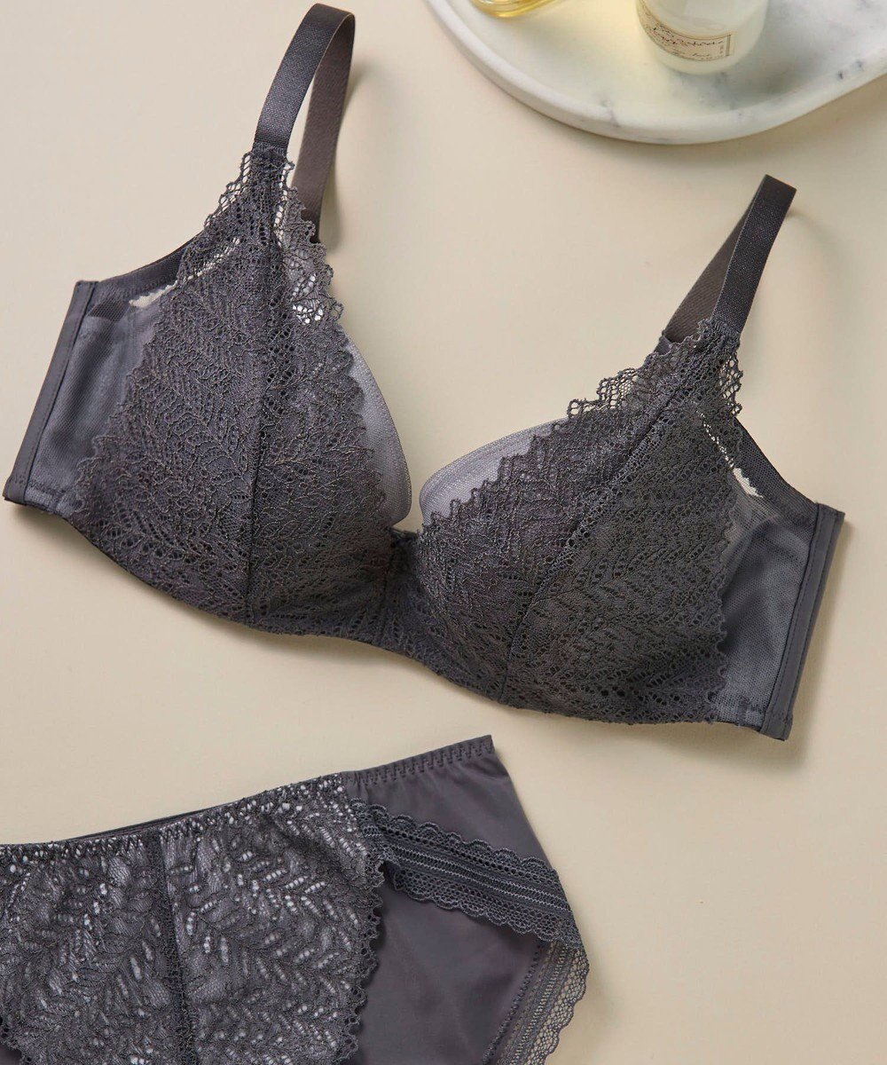 【ウンナナクール/une nana cool】のさあわたし レース 脇高ブラジャー インテリア・キッズ・メンズ・レディースファッション・服の通販 founy(ファニー) ファッション Fashion レディースファッション Fashion for Women アンダー Underwear Essentials カッティング Cutting Detail スマート Smart, Elegant デコルテ Décolleté, Neckline ブラジャー Bra, Lingerie リーフ Leaf, Botanical Leaf レース Lace, Lace Fabric ワイヤー Wire, Wired Bra クリーム|ID: prp329100004405236 ipo3291000000033051226