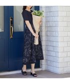 【ティアクラッセ/Tiaclasse】の【小倉優子さん着用・新色追加・洗える】モノトーンフラワープリントワンピース ネイビー×ネイビー|ID: prp329100004405565 ipo3291000000031590439