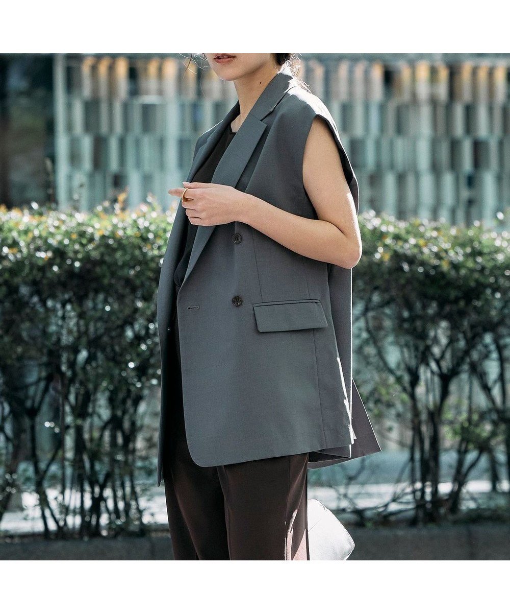 【アンフィーロ 自由区/UNFILO】のTENNEN TOUCH テーラードジレ インテリア・キッズ・メンズ・レディースファッション・服の通販 founy(ファニー) 　ファッション　Fashion　レディースファッション　Fashion for Women　アウター　Coat / Outerwear Collection　トップス・カットソー　Cut & Sew Tops　ベスト&ジレ / 重ね着スタイル　Vests & Gilets　インナー　Innerwear　ウォッシャブル　Machine Washable　エアリー　Airy Texture　春　Spring　軽量　Lightweight, Ultra Light　ストレッチ　Stretch, Stretchy Fabric　セットアップ　Set-Up, Coordinated Outfit　バランス　Balance, Style Balance　ベスト　Vest, Waistcoat　マニッシュ　Mannish, Boyish　S/S・春夏　SS, Spring/Summer, Warm Season　夏　Summer　グレー|ID: prp329100004407680 ipo3291000000033406399