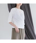 【23区/NIJYUSANKU】の【SLOW/一部店舗限定】MVSコットン カシュクール 5分丈 Tシャツ ホワイト系|ID:prp329100004407784