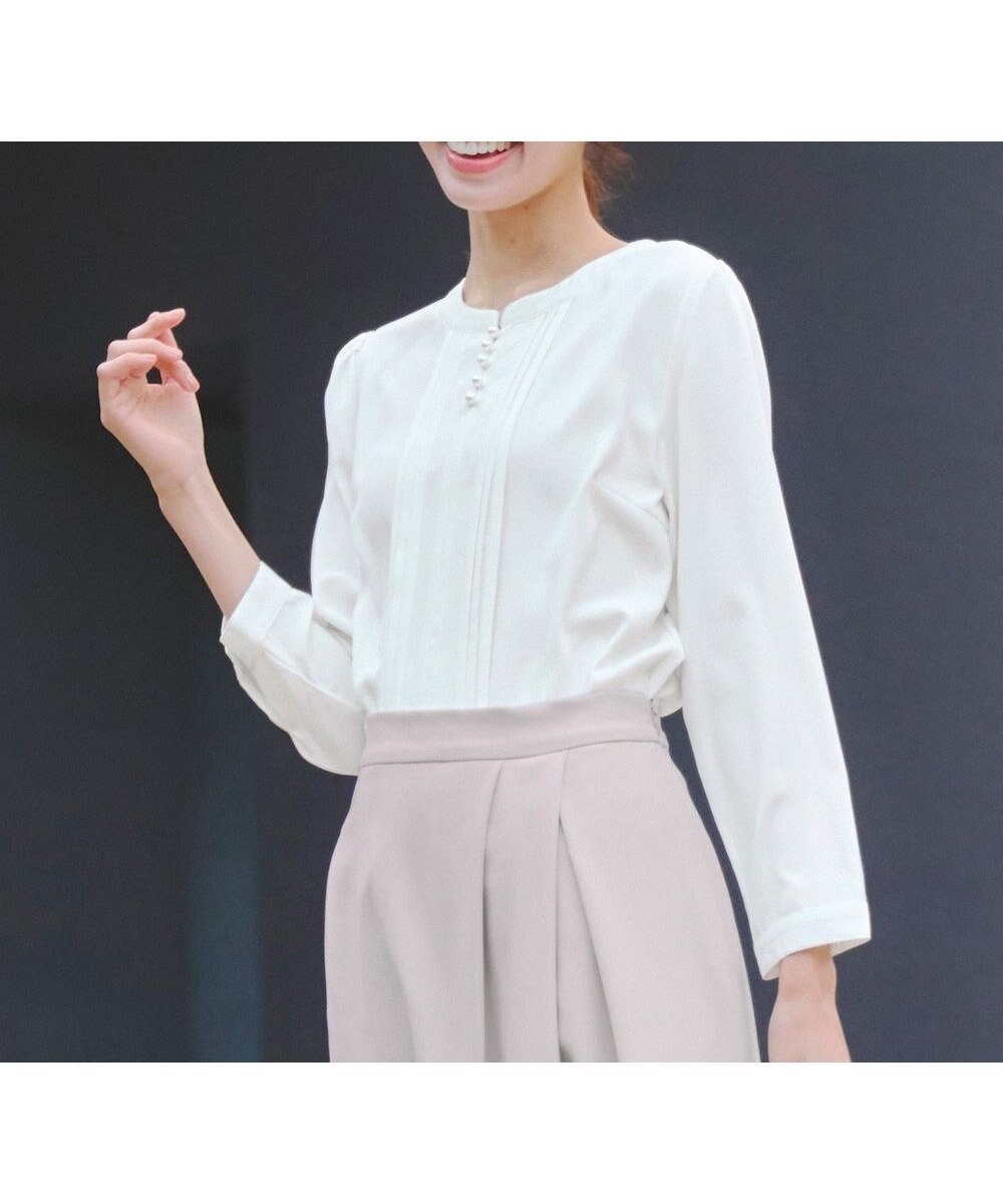 【ティアクラッセ/Tiaclasse】の【洗える】ピンタック配色ブラウス インテリア・キッズ・メンズ・レディースファッション・服の通販 founy(ファニー) ファッション Fashion レディースファッション Fashion for Women トップス・カットソー Cut & Sew Tops シャツ・ブラウス・オフィスカジュアル Elegant Blouses & Button-Ups おすすめ Recommended / Our Picks インナー Innerwear ウォッシャブル Machine Washable スーツ Suit, Formalwear チュニック Tunic, Long Top パール Pearl, Pearl Accent フレア Flare, Flared ポケット Pocket, Pocket Detail エレガント 上品 Elegant ビジネス 仕事 通勤 Business / Work / Commuting 再入荷 Restock / Back in Stock 夏 Summer 新作・新入荷 New Arrivals / New In 春 Spring S/S・春夏 SS, Spring/Summer, Warm Season 洗える Machine Washable 無地 Plain, Solid Color 秋 Autumn オフホワイト|ID: prp329100004409029 ipo3291000000034745576