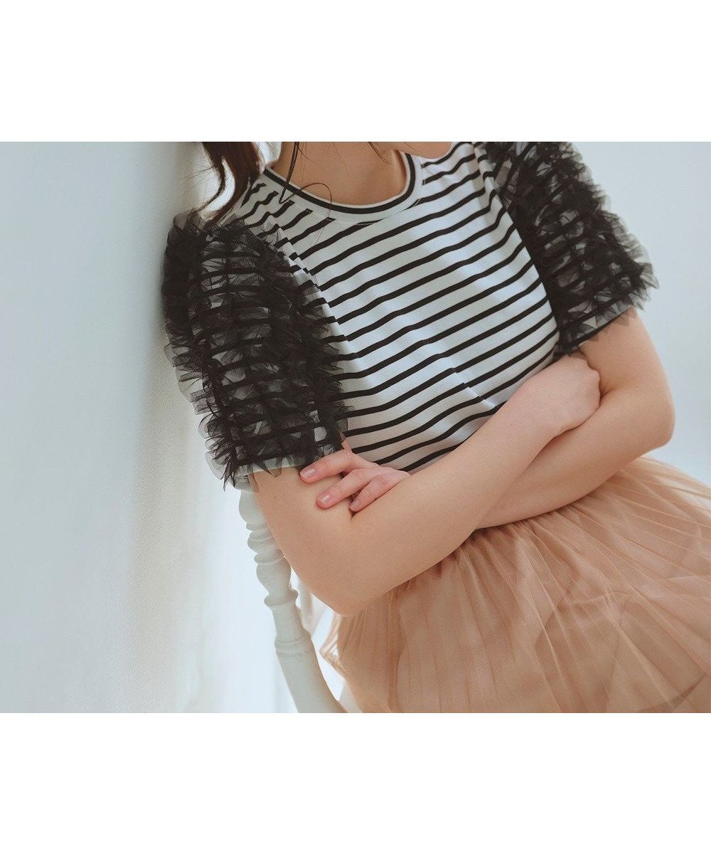 【フェルゥ/Feroux】の【洗える】チュールスリーブ Tシャツ インテリア・キッズ・メンズ・レディースファッション・服の通販 founy(ファニー) 　ファッション　Fashion　レディースファッション　Fashion for Women　トップス・カットソー　Cut & Sew Tops　シャツ・ブラウス・オフィスカジュアル　Elegant Blouses & Button-Ups　ロングTシャツ・Tシャツ　Longline T-Shirts & Tees　カットソー・ベーシックTシャツ　Cut-and-Sewn Tops / Stretch Tees & Basics　おすすめ　Recommended / Our Picks　カットソー　Cut and Sewn Top　シルケット　Silket, Silky Cotton　シンプル　Simple, Minimal　チュール　Tulip, Tulip Motif　デニム　Denim, Jeans Material　トレンド　Trend, Trending Now　バルーン　Balloon, Balloon Silhouette　フェミニン　Feminine, Girly　ボトム　Bottoms, Lower Wear　ボーダー　Border, Stripe　夏　Summer　春　Spring　S/S・春夏　SS, Spring/Summer, Warm Season　洗える　Machine Washable　ボーダー系|ID: prp329100004409574 ipo3291000000032640543