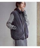 【23区/NIJYUSANKU】の【SLOW/一部店舗限定】リバーシブルボアコンビ ベスト 人気、トレンドファッション・服の通販 founy(ファニー) ファッション Fashion レディースファッション WOMEN アウター Coat Outerwear ジャケット Jackets ジャケット Jacket ツイル Twill デニム Denim フェミニン Feminine ブルゾン Blouson ベスト Vest ベーシック Basic ボトム Bottom ミリタリー Military A/W・秋冬 Aw・Autumn/Winter・Fw・Fall-Winter 2023年 2023 2023-2024秋冬・A/W Aw/Autumn/Winter//Fw/Fall-Winter/2023-2024 thumbnail スレートグレーボア xブラック|ID: prp329100004409657 ipo3291000000030796032