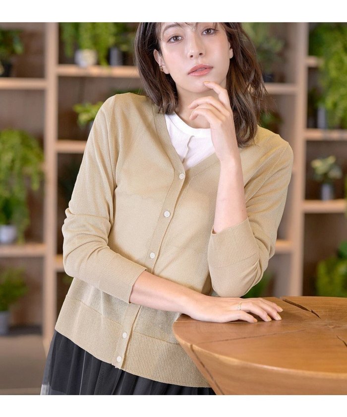 【ティアクラッセ/Tiaclasse】のVネックラメニットシアーカーディガン インテリア・キッズ・メンズ・レディースファッション・服の通販 founy(ファニー) https://founy.com/ ファッション Fashion レディースファッション WOMEN トップス・カットソー Tops/Tshirt ニット Knit Tops カーディガン Cardigans Vネック V-Neck アクセサリー Accessories 春 Spring 秋 Autumn/Fall カーディガン Cardigan シアー Sheer シンプル Simple チュニック Tunic 長袖 Long Sleeve バランス Balance ベーシック Basic ポケット Pocket 冬 Winter S/S・春夏 Ss・Spring/Summer 再入荷 Restock/Back In Stock/Re Arrival おすすめ Recommend 夏 Summer エレガント 上品 Elegant NEW・新作・新着・新入荷 New Arrivals |ID: prp329100004409711 ipo3291000000030796301