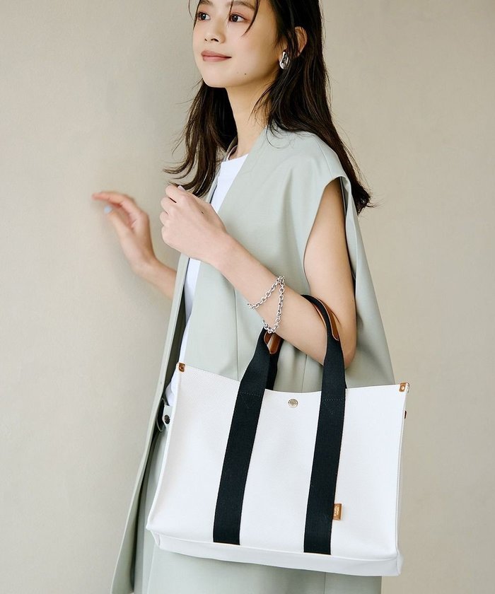 【トプカピ/TOPKAPI】の【Breath TOPKAPI】NEO CANVAS ネオキャンバス カラーハンドル トートバッグ インテリア・キッズ・メンズ・レディースファッション・服の通販 founy(ファニー) https://founy.com/ ファッション Fashion レディースファッション WOMEN バッグ Bag キャンバス Canvas クール Cool 定番 Standard ボックス Box ポケット Pocket モノトーン Monotone |ID: prp329100004412188 ipo3291000000031933649