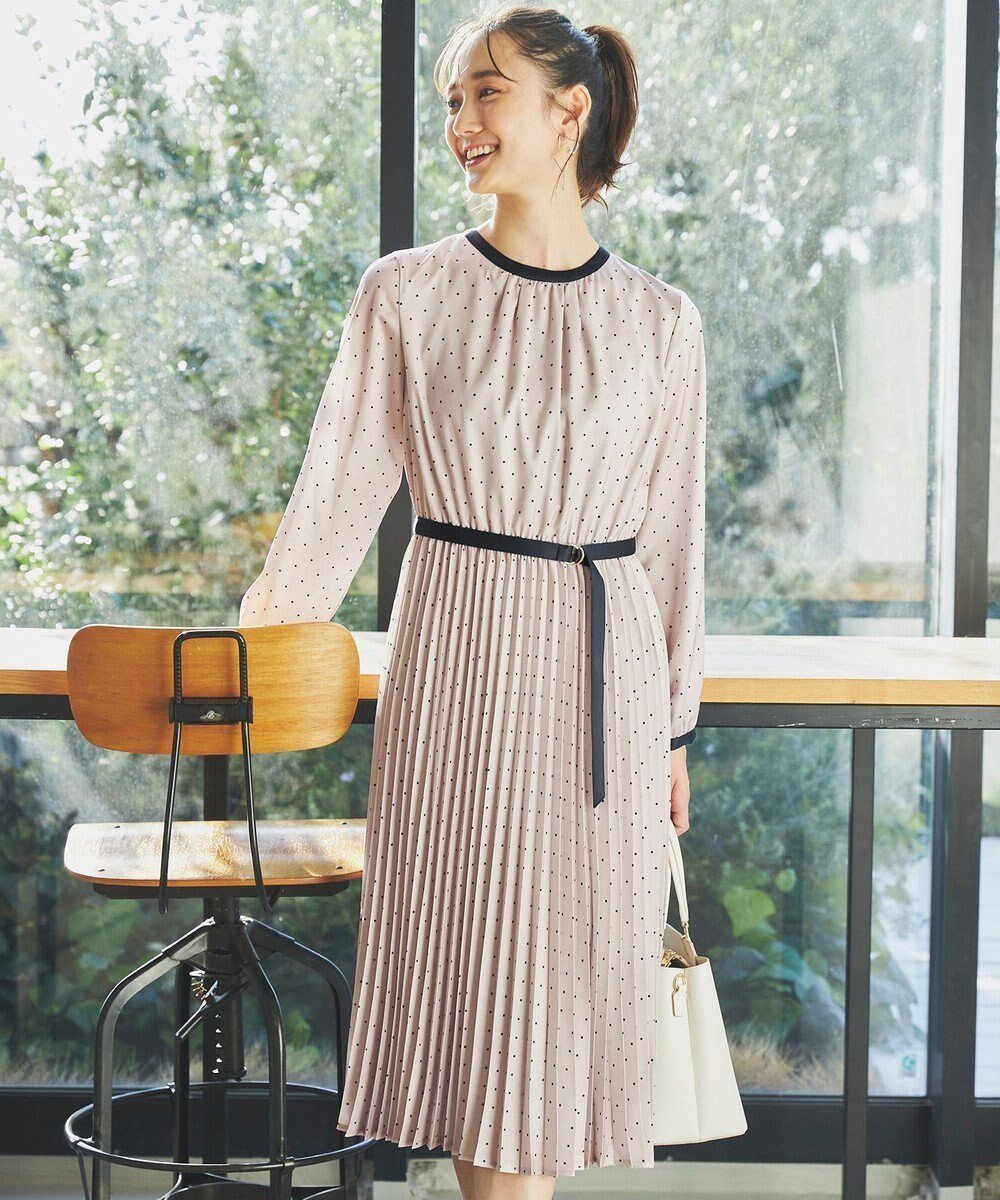 【エニィ スィス/any SiS】の【2WAY】バイカラープリーツ ワンピース インテリア・キッズ・メンズ・レディースファッション・服の通販 founy(ファニー) 　ファッション　Fashion　レディースファッション　Fashion for Women　ワンピース　Dresses　サテン　Satin, Glossy Fabric　プリーツ　Pleats, Pleated　エレガント 上品　Elegant　夏　Summer　春　Spring　S/S・春夏　SS, Spring/Summer, Warm Season　アイボリーベージュ系|ID: prp329100004413310 ipo3291000000033465126