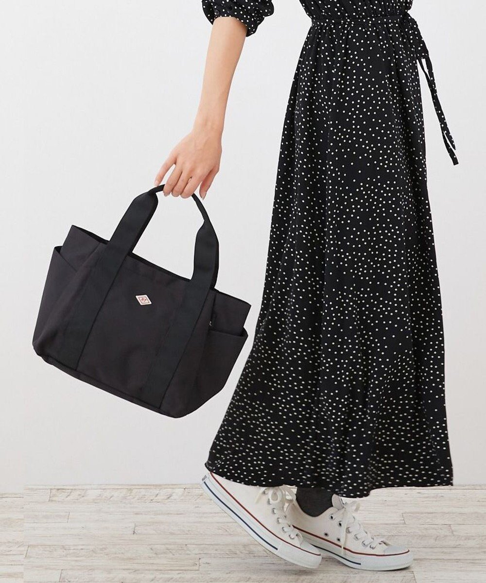 【ルートート/ROOTOTE】の1463【仕切り+自立+撥水】SN.デリ.パルーティ.ハッスイ-A インテリア・キッズ・メンズ・レディースファッション・服の通販 founy(ファニー) 　ファッション　Fashion　レディースファッション　WOMEN　バッグ　Bag　カメラ　Camera　シンプル　Simple　ハンド　Hand　フォルム　Form　ボックス　Box　ポケット　Pocket　NEW・新作・新着・新入荷　New Arrivals　01:ブラック|ID: prp329100004415413 ipo3291000000031110397