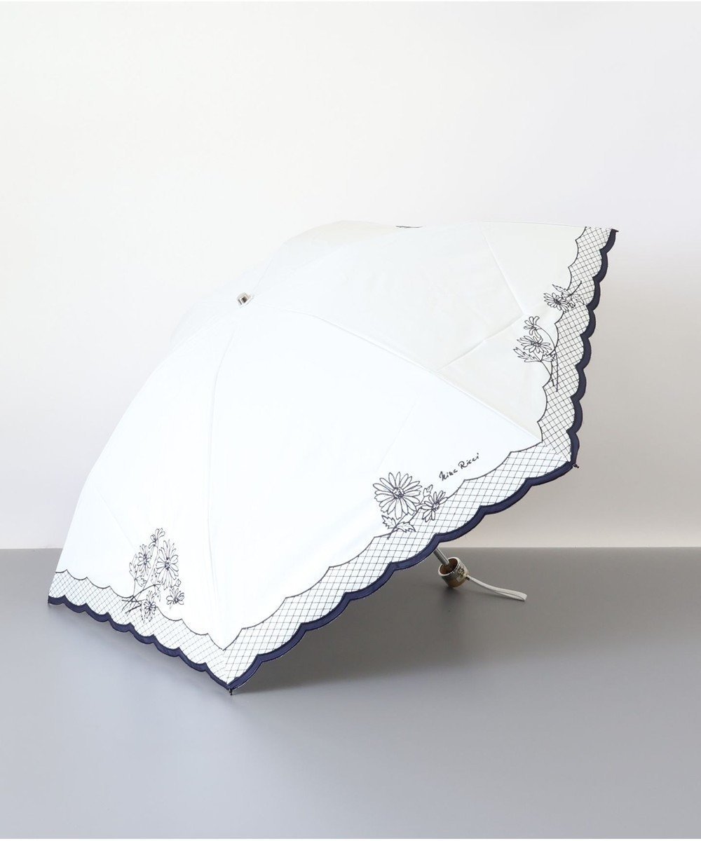 【アウロラ/AURORA】のNINA RICCI (ニナリッチ) マーガレット刺繍晴雨兼用パラソル(折り畳み・ミニ傘) インテリア・キッズ・メンズ・レディースファッション・服の通販 founy(ファニー) 　ファッション　Fashion　レディースファッション　WOMEN　傘 / レイングッズ　Umbrellas/Rainwear　傘　Umbrella　軽量　Lightweight　サマー　Summer　デニム　Denim　人気　Popularity　日傘　Parasol　マーガレット　Margaret　ランダム　Random　ホワイト|ID: prp329100004422764 ipo3291000000031847623