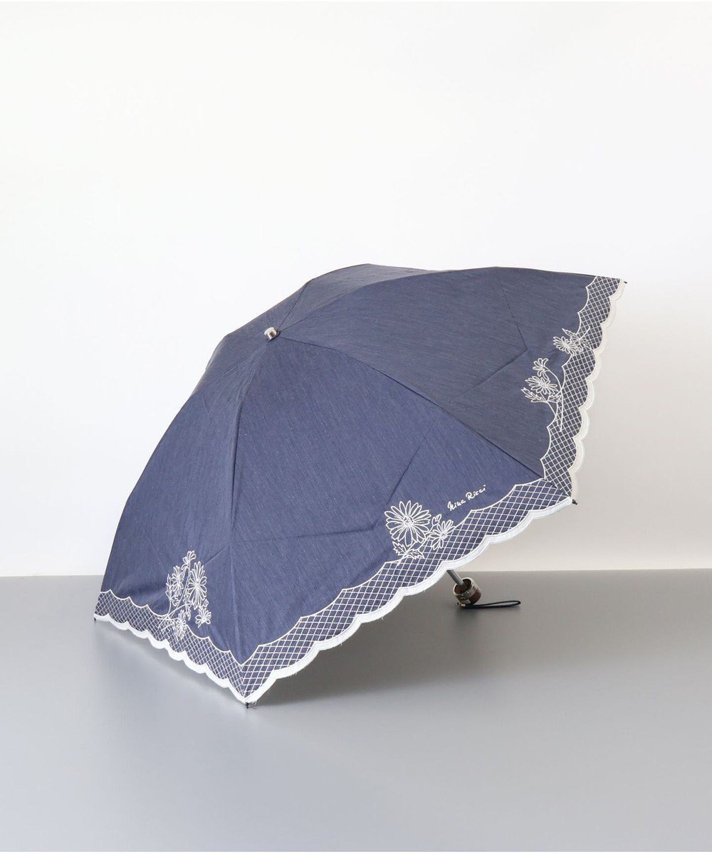 【アウロラ/AURORA】のNINA RICCI (ニナリッチ) マーガレット刺繍晴雨兼用パラソル(折り畳み・ミニ傘) インテリア・キッズ・メンズ・レディースファッション・服の通販 founy(ファニー) 　ファッション　Fashion　レディースファッション　Ladies' Fashion Online　傘 / レイングッズ　Umbrellas/Rainwear　傘　Umbrella　軽量　Lightweight　サマー　Summer　デニム　Denim　人気　Popularity　日傘　Parasol　マーガレット　Margaret　ランダム　Random　ネイビー|ID: prp329100004422764 ipo3291000000032548712