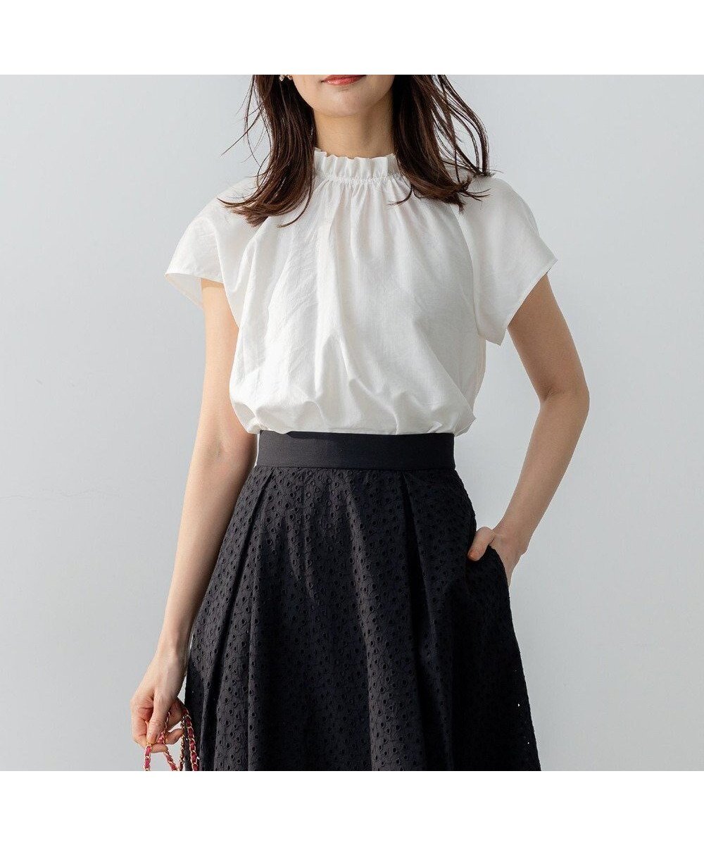 【組曲/KUMIKYOKU】のカールマイヤーハイネック ブラウス 人気、トレンドファッション・服の通販 founy(ファニー) 　ファッション　Fashion　レディースファッション　Fashion for Women　トップス・カットソー　Cut & Sew Tops　シャツ・ブラウス・オフィスカジュアル　Elegant Blouses & Button-Ups　春　Spring　キュプラ　Cupro, Eco Fabric　ギャザー　Gathered, Ruffled　ジャケット　Jacket, Outerwear　スタンド　Stand Collar, Upright Stand　スリット　Slit, Slit Detail　スリーブ　Sleeve, Long Sleeve / Short Sleeve　ドレープ　Drape, Draping Fabric　フリル　Frill, Ruffle　フレンチ　French, French Style　リラックス　Relax, Relaxed Fit　S/S・春夏　SS, Spring/Summer, Warm Season　おすすめ　Recommended / Our Picks　夏　Summer　エレガント 上品　Elegant　 other-1|ID: prp329100004423658 ipo3291000000036063037