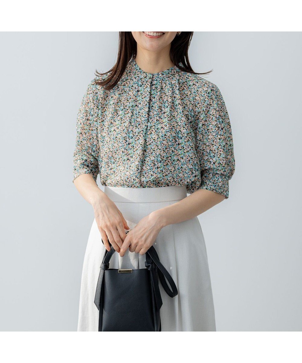 【組曲/KUMIKYOKU】のミニフラワープリント ブラウス 人気、トレンドファッション・服の通販 founy(ファニー) 　ファッション　Fashion　レディースファッション　WOMEN　トップス・カットソー　Tops/Tshirt　シャツ/ブラウス　Shirts/Blouses　花柄・フラワープリント・モチーフ　Flower Patterns　春　Spring　カフス　Cuffs　ギャザー　Gather　スキッパー　Skipper　スリーブ　Sleeve　ツイル　Twill　プリント　Print　ボトム　Bottom　S/S・春夏　Ss・Spring/Summer　夏　Summer　エレガント 上品　Elegant　 other-1|ID: prp329100004423661 ipo3291000000030890511