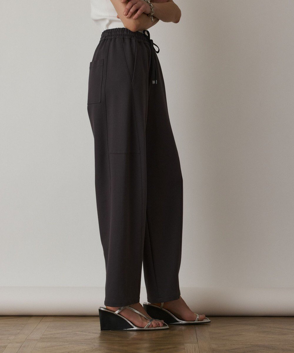 【グレース コンチネンタル/GRACE CONTINENTAL】のストレッチポンチパンツ インテリア・キッズ・メンズ・レディースファッション・服の通販 founy(ファニー) 　ファッション　Fashion　レディースファッション　WOMEN　パンツ　Pants　シューズ　Shoes　ストレッチ　Stretch　バランス　Balance　フラット　Flat　再入荷　Restock/Back In Stock/Re Arrival　夏　Summer　S/S・春夏　Ss・Spring/Summer　A/W・秋冬　Aw・Autumn/Winter・Fw・Fall-Winter　グレー|ID: prp329100004423727 ipo3291000000031532419