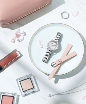 【シチズン/CITIZEN】の【ソーラーテック サクラ限定モデル】風に舞う桜の花を艶やかに描いた特別感あふれる腕時計 人気、トレンドファッション・服の通販 founy(ファニー) ファッション Fashion レディースファッション WOMEN 腕時計 Watch ガラス Glass クリスタル Crystal 時計 Clock メタル Metal |ID:prp329100004424673