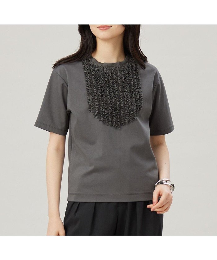 【自由区/JIYU-KU】の【接触冷感・UVカット・洗える】ベビーフリル Tシャツ インテリア・キッズ・メンズ・レディースファッション・服の通販 founy(ファニー) https://founy.com/ ファッション Fashion レディースファッション WOMEN トップス・カットソー Tops/Tshirt シャツ/ブラウス Shirts/Blouses ロング / Tシャツ T-Shirts カットソー Cut and Sewn カットソー Cut And Sew ギャザー Gather ジャージ Jersey ストレッチ Stretch ドレープ Drape フェミニン Feminine フリル Frills フロント Front ベビー Baby エレガント 上品 Elegant 夏 Summer 春 Spring S/S・春夏 Ss・Spring/Summer 洗える Washable |ID: prp329100004425958 ipo3291000000031927822