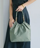 【トプカピ/TOPKAPI】の【TREASURE TOPKAPI】コンビチェーン ギャザー ナイロン トートバッグ 人気、トレンドファッション・服の通販 founy(ファニー) ファッション Fashion レディースファッション WOMEN バッグ Bag ギャザー Gather コンビ Combination スマート Smart チェーン Chain ポケット Pocket エレガント 上品 Elegant 再入荷 Restock/Back In Stock/Re Arrival 財布 Wallet ビジネス 仕事 通勤 Business thumbnail グリーングレー|ID: prp329100004426640 ipo3291000000031927778