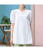 【ティアクラッセ/Tiaclasse】の【2TYPE/総レース・袖レース】パンチングレースパフスリーブチュニックブラウス 人気、トレンドファッション・服の通販 founy(ファニー) ファッション Fashion レディースファッション Fashion for Women トップス・カットソー Cut & Sew Tops シャツ・ブラウス・オフィスカジュアル Elegant Blouses & Button-Ups シンプル Simple, Minimal チュニック Tunic, Long Top レース Lace, Lace Fabric 夏 Summer 春 Spring S/S・春夏 SS, Spring/Summer, Warm Season thumbnail Aオフホワイト(総レース)|ID: prp329100004428829 ipo3291000000031989871