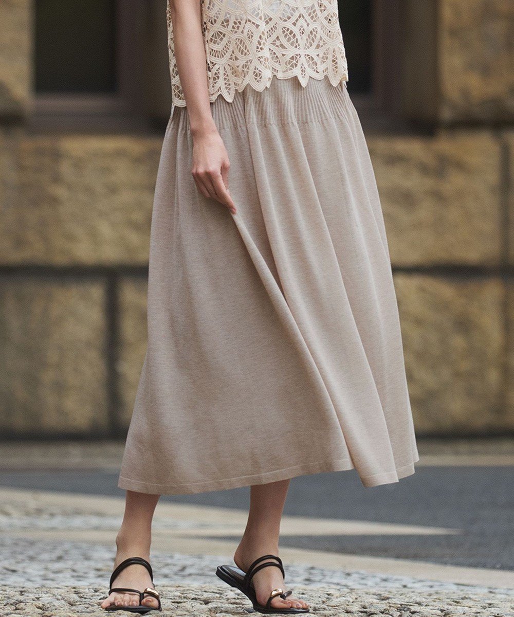 【23区/NIJYUSANKU】の【洗える】シャイニーシアーニット フレア スカート 人気、トレンドファッション・服の通販 founy(ファニー) 　ファッション　Fashion　レディースファッション　Fashion for Women　スカート　Skirts　Aライン・フレアスカート　A-Line & Flared Skirts　春　Spring　洗える　Machine Washable　カーディガン　Cardigan, Knitwear　ギャザー　Gathered, Ruffled　コンパクト　Compact, Small Size　軽量　Lightweight, Ultra Light　人気　Popular, Best Seller　フレア　Flare, Flared　ベーシック　Basic, Essential　S/S・春夏　SS, Spring/Summer, Warm Season　おすすめ　Recommended / Our Picks　夏　Summer　旅行　Travel　エレガント 上品　Elegant　2025年　2025　2025春夏・S/S　Spring/Summer 2025 SS25　 other-1|ID: prp329100004429806 ipo3291000000033582003