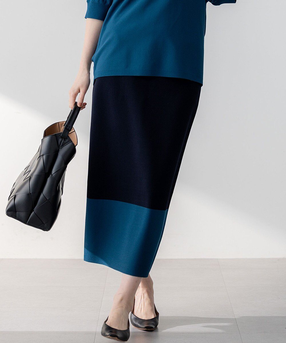 【23区/NIJYUSANKU】の【WEB 一部店舗限定/洗える】レーヨンポリエステルストレッチ タイト スカート インテリア・キッズ・メンズ・レディースファッション・服の通販 founy(ファニー) 　ファッション　Fashion　レディースファッション　Fashion for Women　スカート　Skirts　春　Spring　洗える　Machine Washable　シンプル　Simple, Minimal　ストレッチ　Stretch, Stretchy Fabric　セットアップ　Set-Up, Coordinated Outfit　タイトスカート　Pencil Skirt, Tight Skirt　定番　Standard, Basic Item　人気　Popular, Best Seller　ブロック　Block, Solid Block Pattern　ベーシック　Basic, Essential　無地　Plain, Solid Color　レギュラー　Regular, Standard Fit　S/S・春夏　SS, Spring/Summer, Warm Season　おすすめ　Recommended / Our Picks　夏　Summer　エレガント 上品　Elegant　2025年　2025　2025春夏・S/S　Spring/Summer 2025 SS25　ネイビー×ダークブルー|ID: prp329100004429823 ipo3291000000034244636