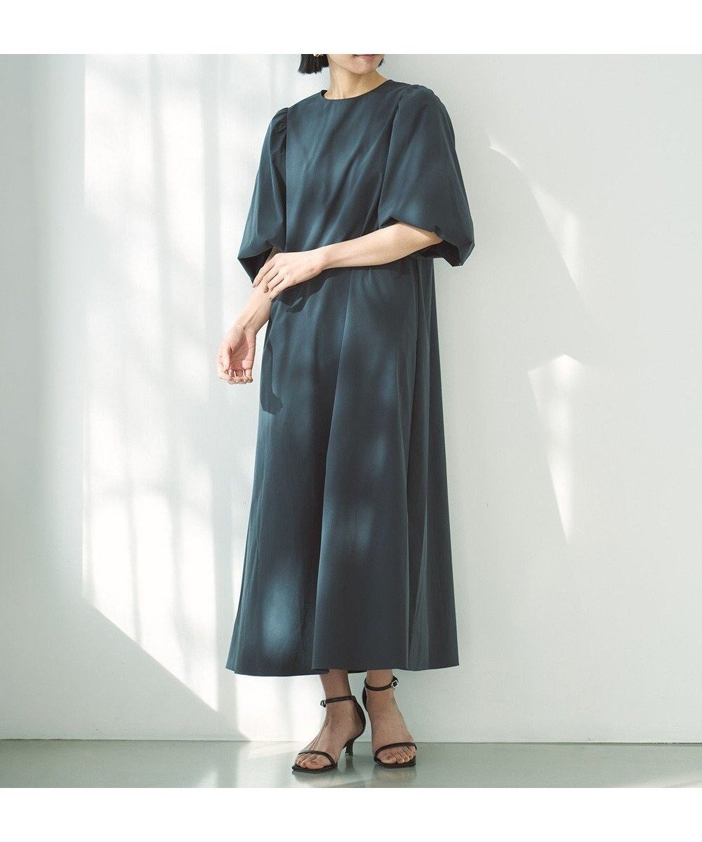 【アンフィーロ 自由区/UNFILO】の【UVケア/撥水】FINE MOVE ボリュームスリーブ ワンピース インテリア・キッズ・メンズ・レディースファッション・服の通販 founy(ファニー) 　ファッション　Fashion　レディースファッション　Fashion for Women　ワンピース　Dresses　春　Spring　洗える　Machine Washable　軽量　Lightweight, Ultra Light　ストレッチ　Stretch, Stretchy Fabric　スリーブ　Sleeve, Long Sleeve / Short Sleeve　タフタ　Taffeta, Structured Fabric　ペチコート　Petticoat, Underskirt　S/S・春夏　SS, Spring/Summer, Warm Season　夏　Summer　[WEB限定]チャコール|ID: prp329100004429880 ipo3291000000034295837