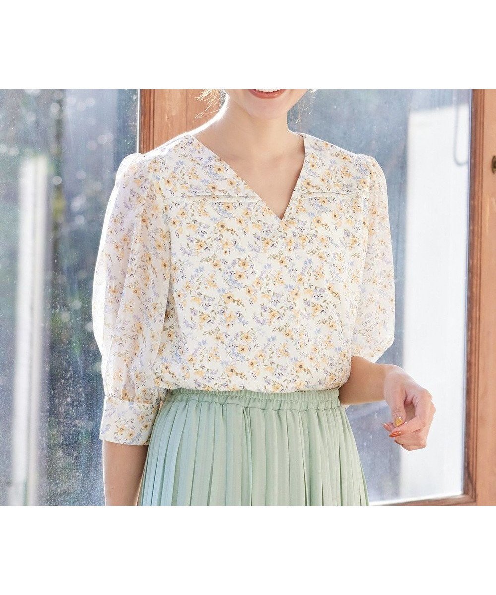 【ティアクラッセ/Tiaclasse】の【洗える】花柄Vネックブラウス 人気、トレンドファッション・服の通販 founy(ファニー) 　ファッション　Fashion　レディースファッション　WOMEN　トップス・カットソー　Tops/Tshirt　シャツ/ブラウス　Shirts/Blouses　Vネック　V-Neck　花柄・フラワープリント・モチーフ　Flower Patterns　春　Spring　洗える　Washable　カーディガン　Cardigan　チュニック　Tunic　ドレープ　Drape　パール　Pearl　フラワー　Flower　ポケット　Pocket　S/S・春夏　Ss・Spring/Summer　再入荷　Restock/Back In Stock/Re Arrival　夏　Summer　エレガント 上品　Elegant　NEW・新作・新着・新入荷　New Arrivals　 other-1|ID: prp329100004430617 ipo3291000000031826221
