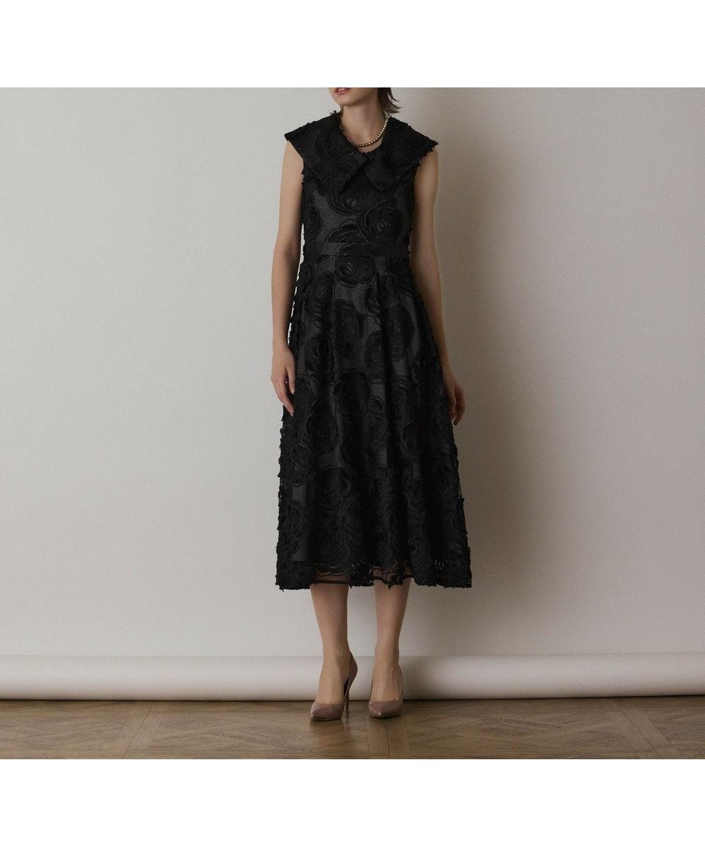 【グレース コンチネンタル/GRACE CONTINENTAL】のローズ刺繍ワンピース インテリア・キッズ・メンズ・レディースファッション・服の通販 founy(ファニー) 　ファッション　Fashion　レディースファッション　WOMEN　ワンピース　Dress　ドレス　Party Dresses　エレガント 上品　Elegant　春　Spring　カーディガン　Cardigan　ドレス　Dress　フィット　Fit　フォーマル　Formal　フレア　Flare　ローズ　Rose　S/S・春夏　Ss・Spring/Summer　再入荷　Restock/Back In Stock/Re Arrival　夏　Summer　ブラック|ID: prp329100004431996 ipo3291000000031927494