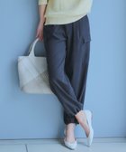 【23区/NIJYUSANKU】の【Oggi4月号掲載/洗える】シルキーストレッチ パラシュートパンツ ブラック系|ID: prp329100004433133 ipo3291000000030963873