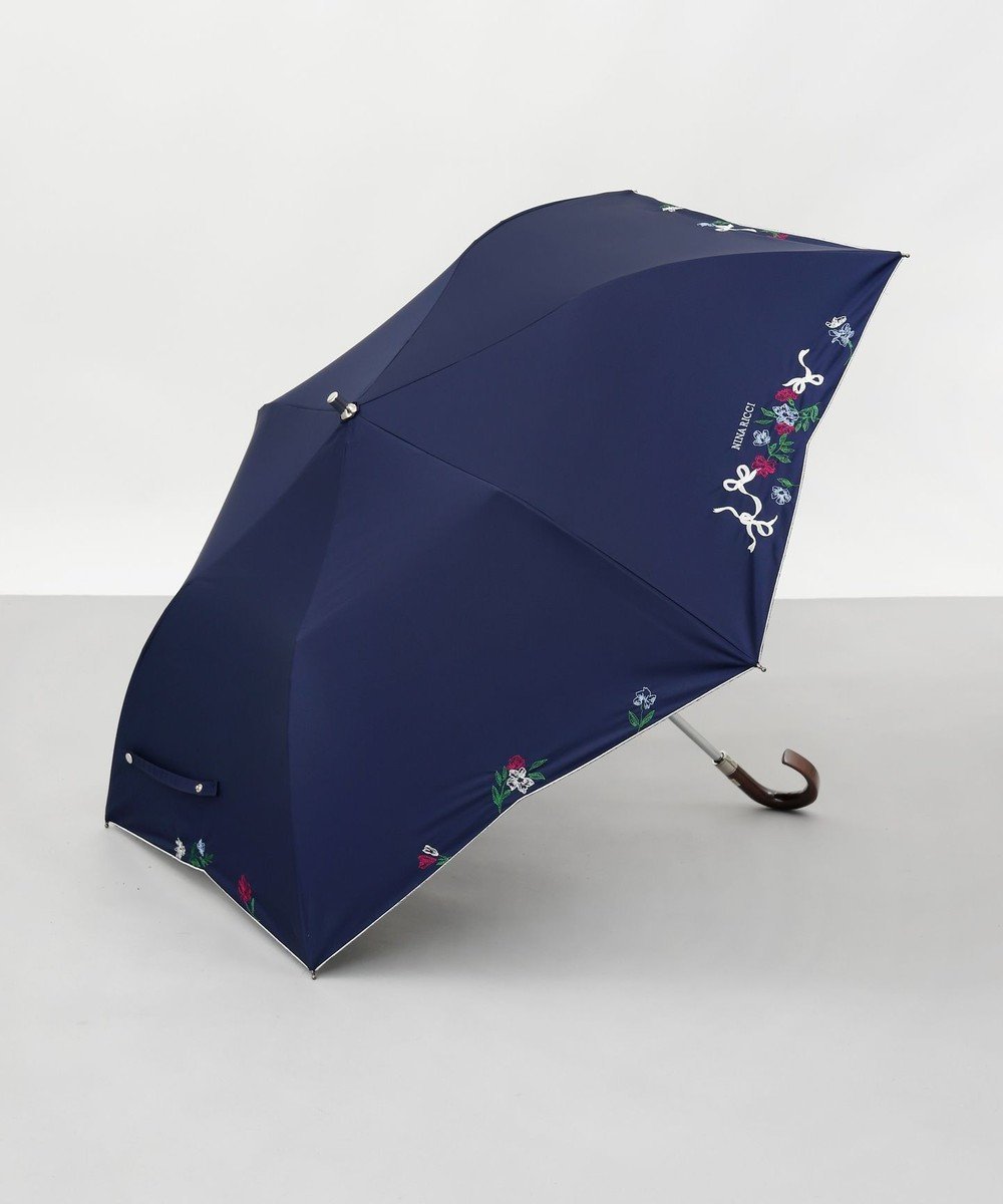 【アウロラ/AURORA】のNINA RICCI(ニナリッチ)花柄刺繍晴雨兼用パラソル(折りたたみ傘) インテリア・キッズ・メンズ・レディースファッション・服の通販 founy(ファニー) 　ファッション　Fashion　レディースファッション　WOMEN　傘 / レイングッズ　Umbrellas/Rainwear　傘　Umbrella　サマー　Summer　ショート　Short　フラワー　Flower　日傘　Parasol　ランダム　Random　リボン　Ribbon　ロマンティック　Romantic　ギフト プレゼント　Gift Present　ネイビー|ID: prp329100004433978 ipo3291000000031926517