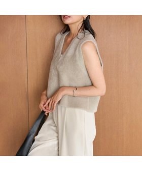 【アンフィーロ 自由区/UNFILO】の【洗える】ナイロンシャギー ベスト 人気、トレンドファッション・服の通販 founy(ファニー) ファッション Fashion レディースファッション Fashion for Women アウター Coat / Outerwear Collection トップス・カットソー Cut & Sew Tops ベスト&ジレ / 重ね着スタイル Vests & Gilets 新作・新入荷 New Arrivals / New In おすすめ Recommended / Our Picks ウォッシャブル Machine Washable クロップド Cropped, Short Length タンク Tank Top, Sleeveless Top トレンド Trend, Trending Now バランス Balance, Style Balance ベスト Vest, Waistcoat エレガント 上品 Elegant 再入荷 Restock / Back in Stock 夏 Summer 洗える Machine Washable 秋 Autumn A/W・秋冬 Autumn/Winter 雑誌 Magazine, Fashion Magazine |ID:prp329100004436087